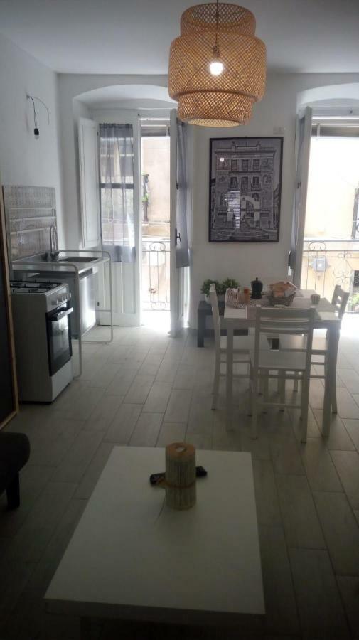 Casa Nonna Emma Appartement Iglesias Buitenkant foto